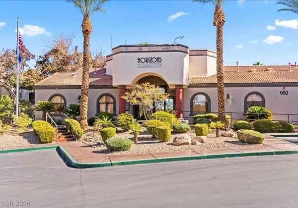 $1,600 | 950 Seven Hills Drive, Unit 227, Henderson, NV 89052