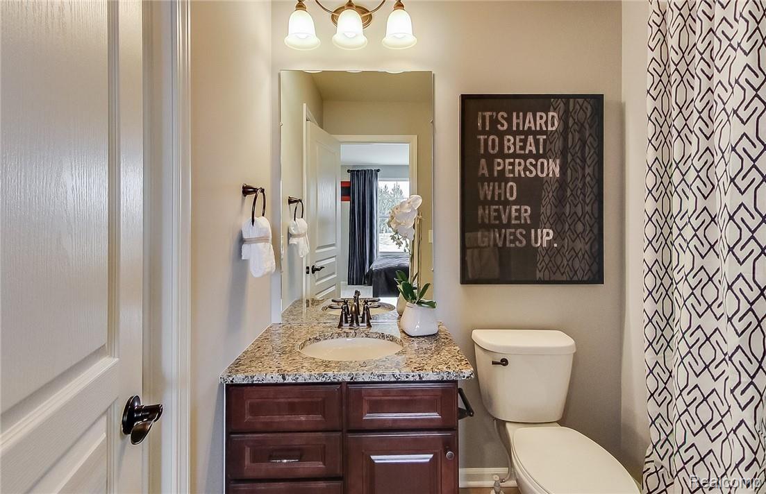 2177 Logan Drive Rochester, MI 48309 - Photo 14 of 17 Oberlin - MI - Bridgeview - 1920x1240 (22).jpg