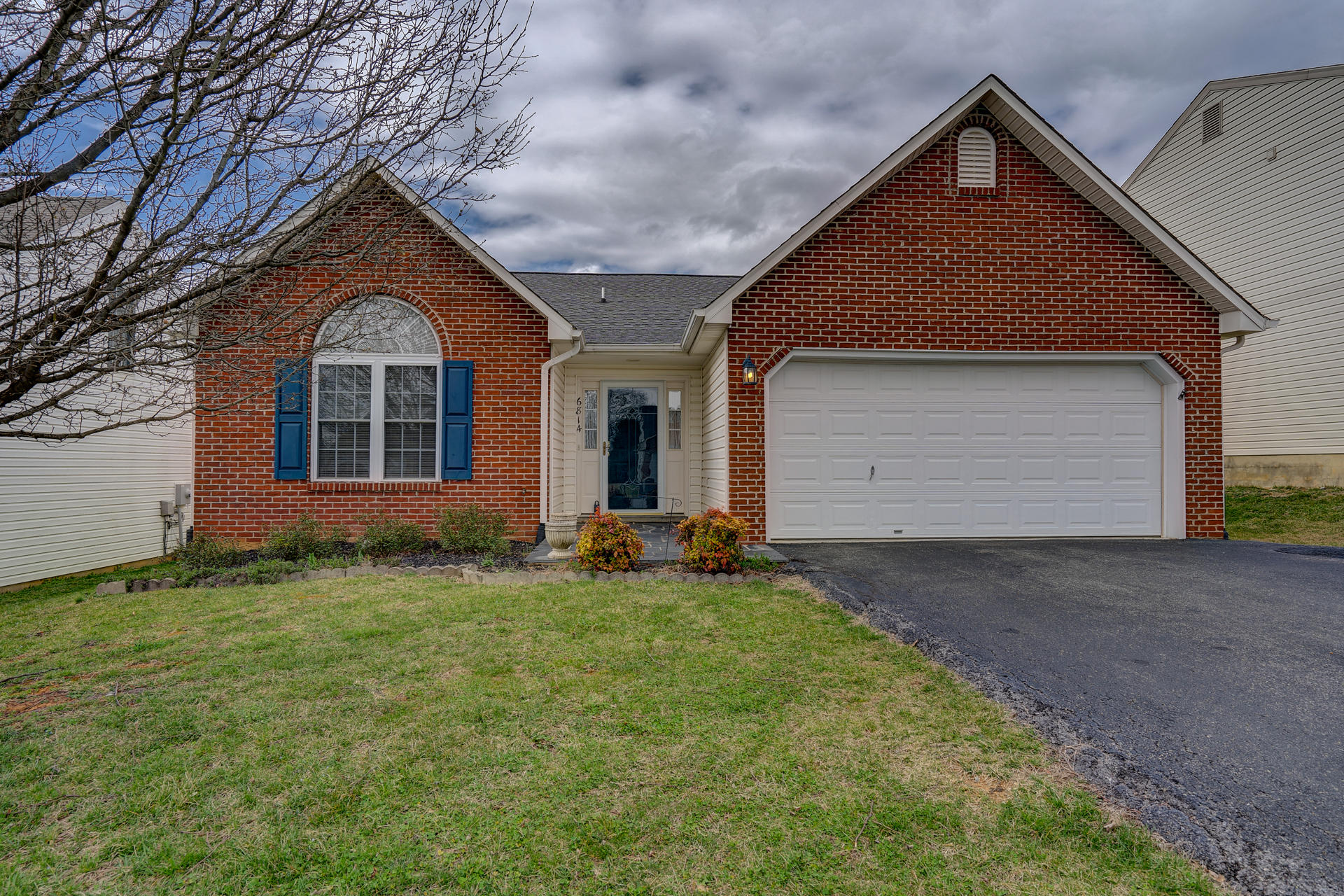 6814 Albert Road Roanoke, VA 24019 - Photo 1 of 29 DSC02874_5_6_7_8