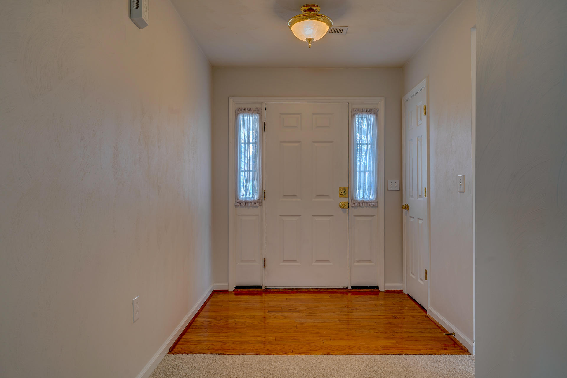 6814 Albert Road Roanoke, VA 24019 - Photo 3 of 29 DSC02704_5_6_7_8