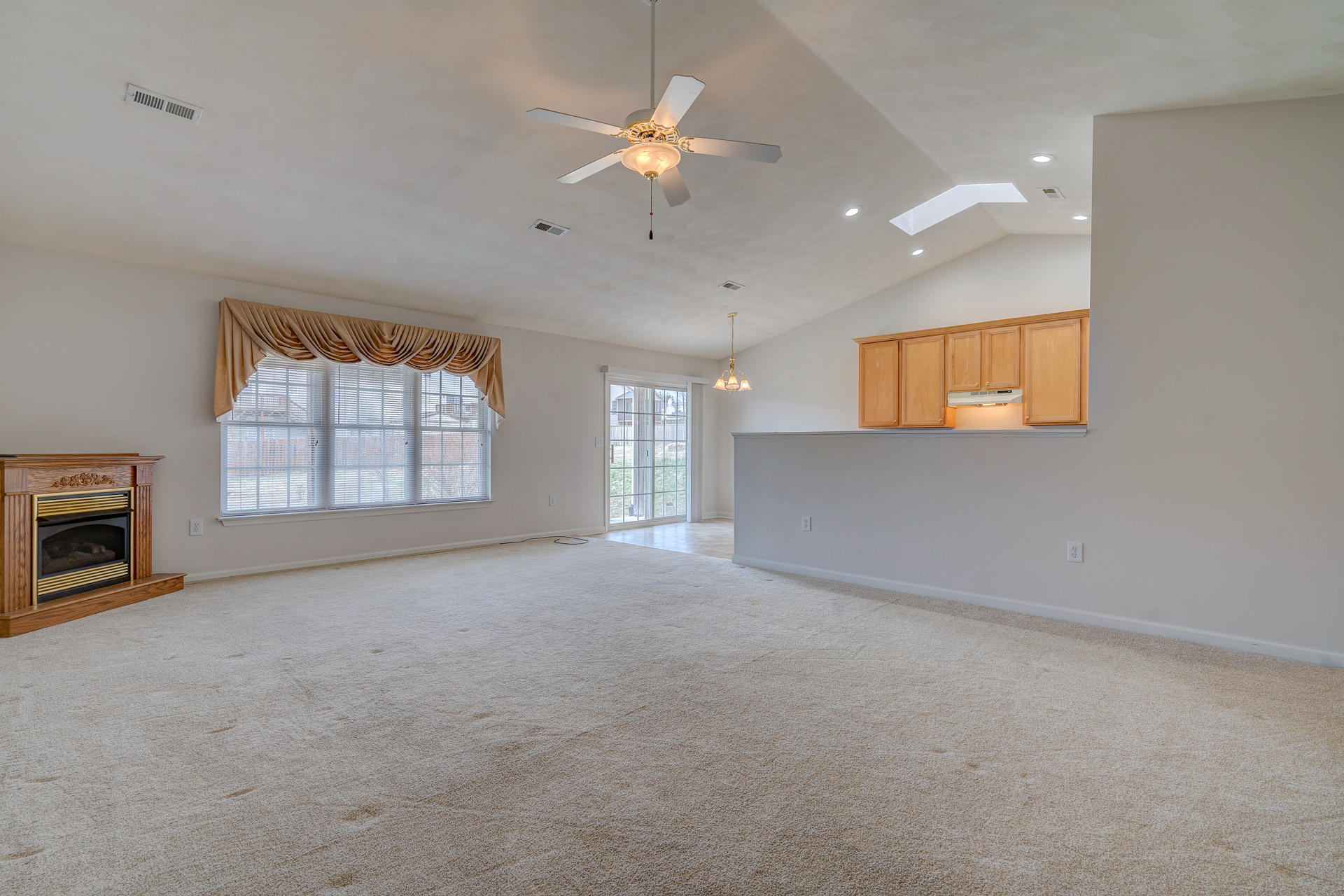 6814 Albert Road Roanoke, VA 24019 - Photo 6 of 29 DSC02734_5_6_7_8