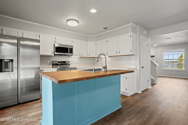 $224,900 | 495 Old Popp's Ferry Road, Unit 5, Biloxi, MS 39531