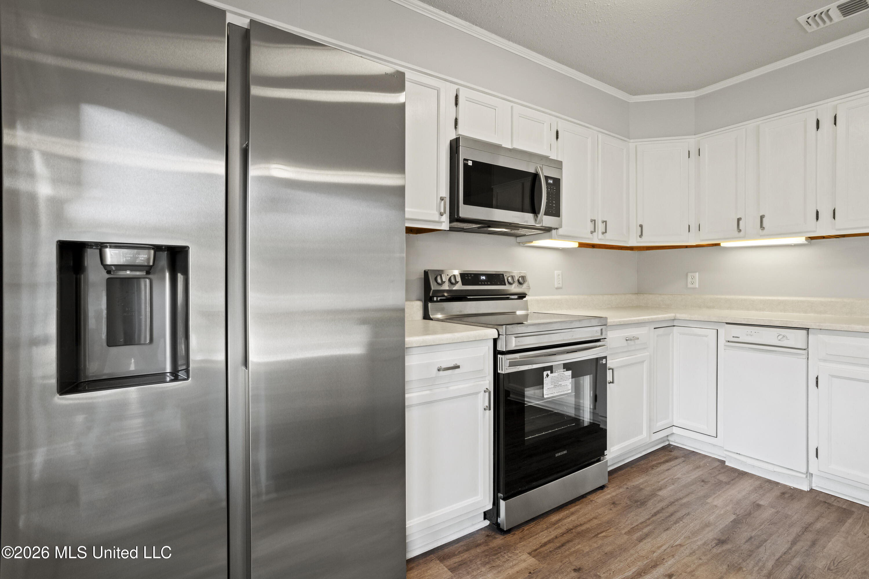 495 Old Popp's Ferry Road, Unit 5 Biloxi, MS 39531 - Photo 19 of 56 0005