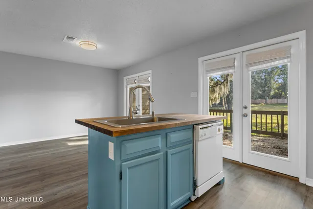 $235,000 | 495 Old Popp's Ferry Road, Unit 5, Biloxi, MS 39531