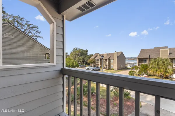 $224,900 | 495 Old Popp's Ferry Road, Unit 5, Biloxi, MS 39531
