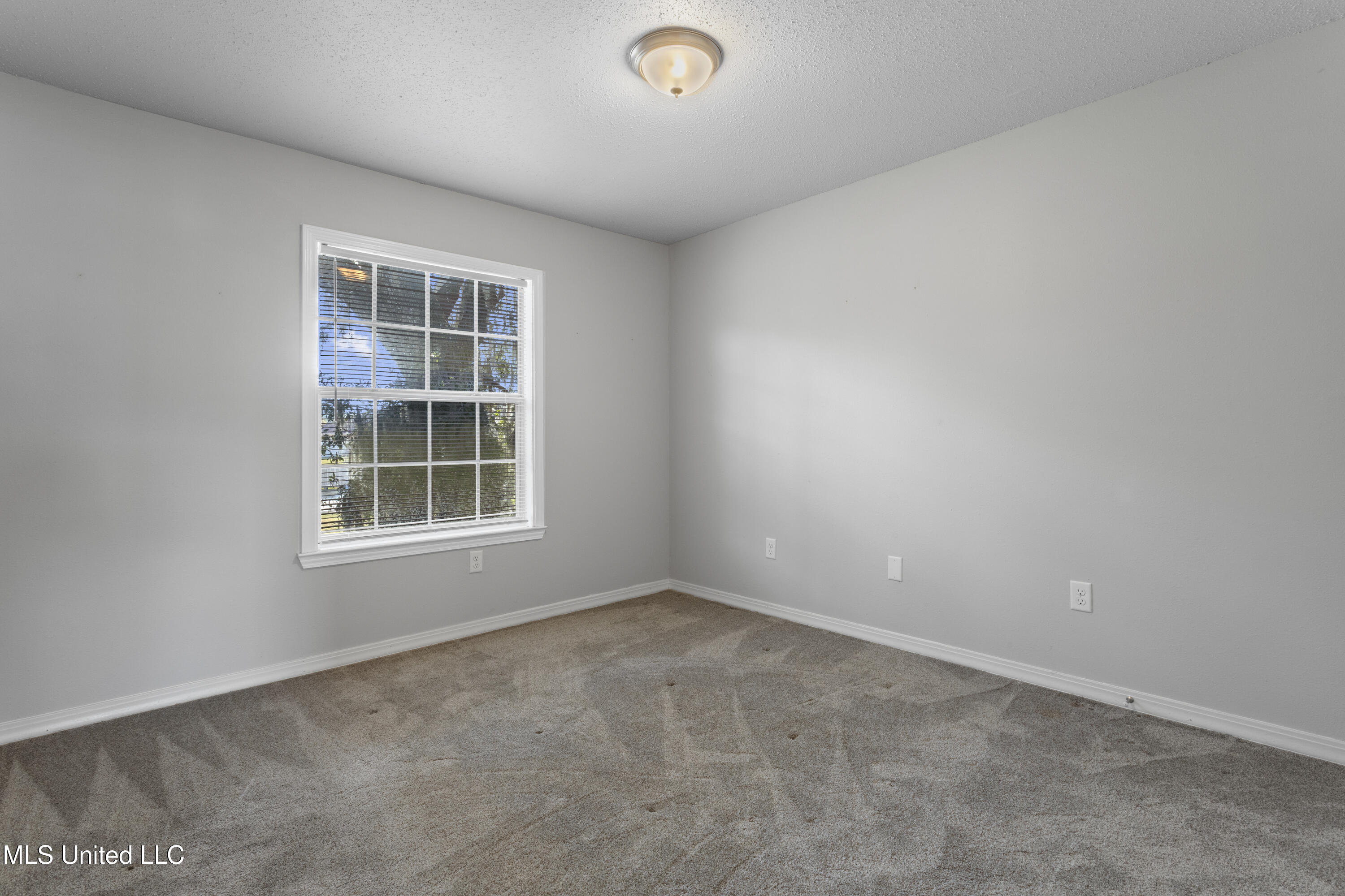 495 Old Popp's Ferry Road, Unit 5 Biloxi, MS 39531 - Photo 31 of 56 0026