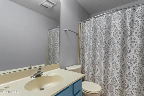 $224,900 | 495 Old Popp's Ferry Road, Unit 5, Biloxi, MS 39531