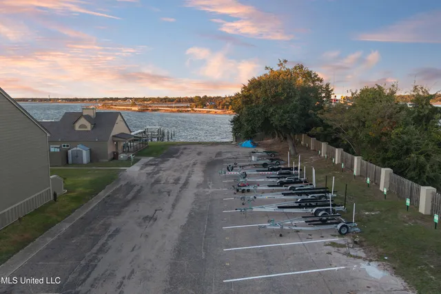 $224,900 | 495 Old Popp's Ferry Road, Unit 5, Biloxi, MS 39531