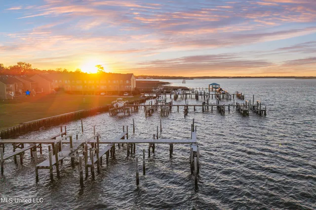 $224,900 | 495 Old Popp's Ferry Road, Unit 5, Biloxi, MS 39531