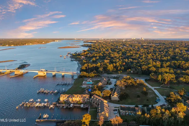 $235,000 | 495 Old Popp's Ferry Road, Unit 5, Biloxi, MS 39531