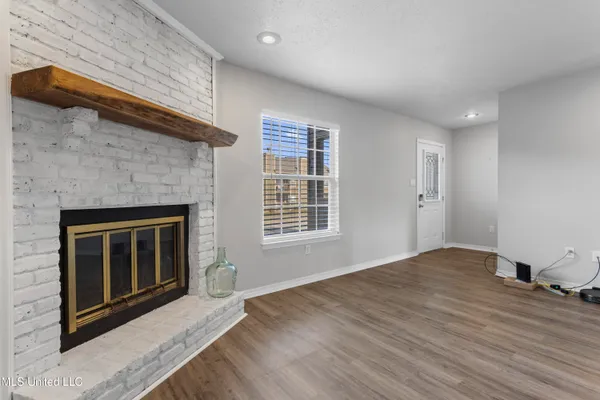 $224,900 | 495 Old Popp's Ferry Road, Unit 5, Biloxi, MS 39531