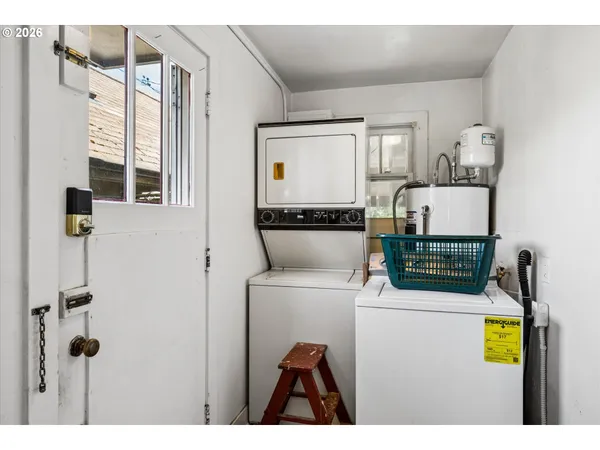 $399,000 | 663 Van Buren Street, Eugene, OR 97402
