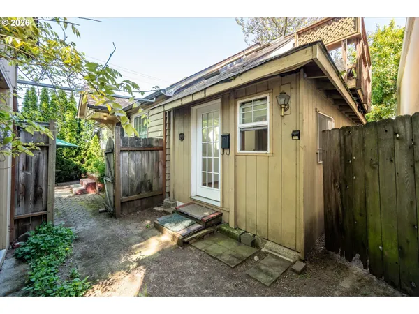 $399,000 | 663 Van Buren Street, Eugene, OR 97402