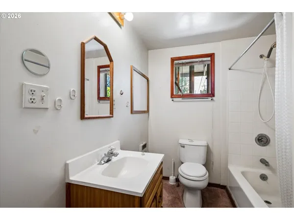 $399,000 | 663 Van Buren Street, Eugene, OR 97402