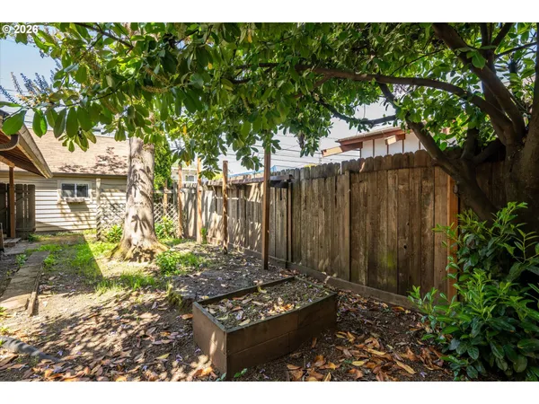 $399,000 | 663 Van Buren Street, Eugene, OR 97402
