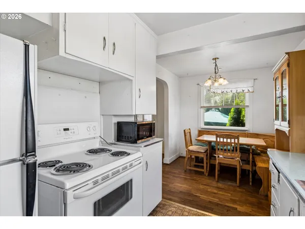 $399,000 | 663 Van Buren Street, Eugene, OR 97402