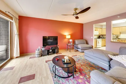 $310,000 | 1327 Brown Street, Unit 407, Des Plaines, IL 60016