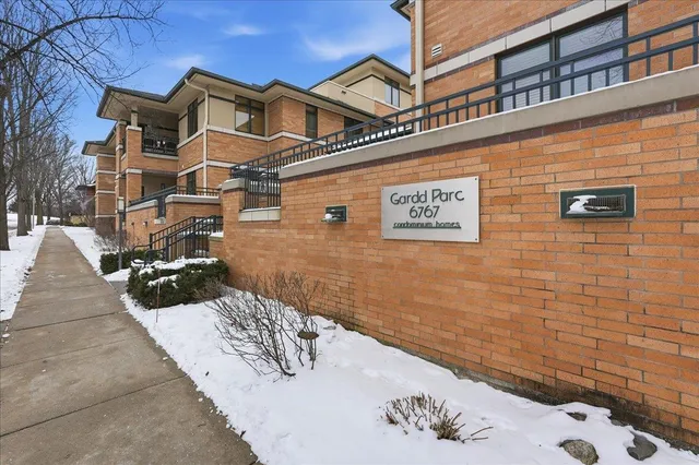 $365,000 | 6767 Frank Lloyd Wright Avenue, Unit 305, Middleton, WI 53562
