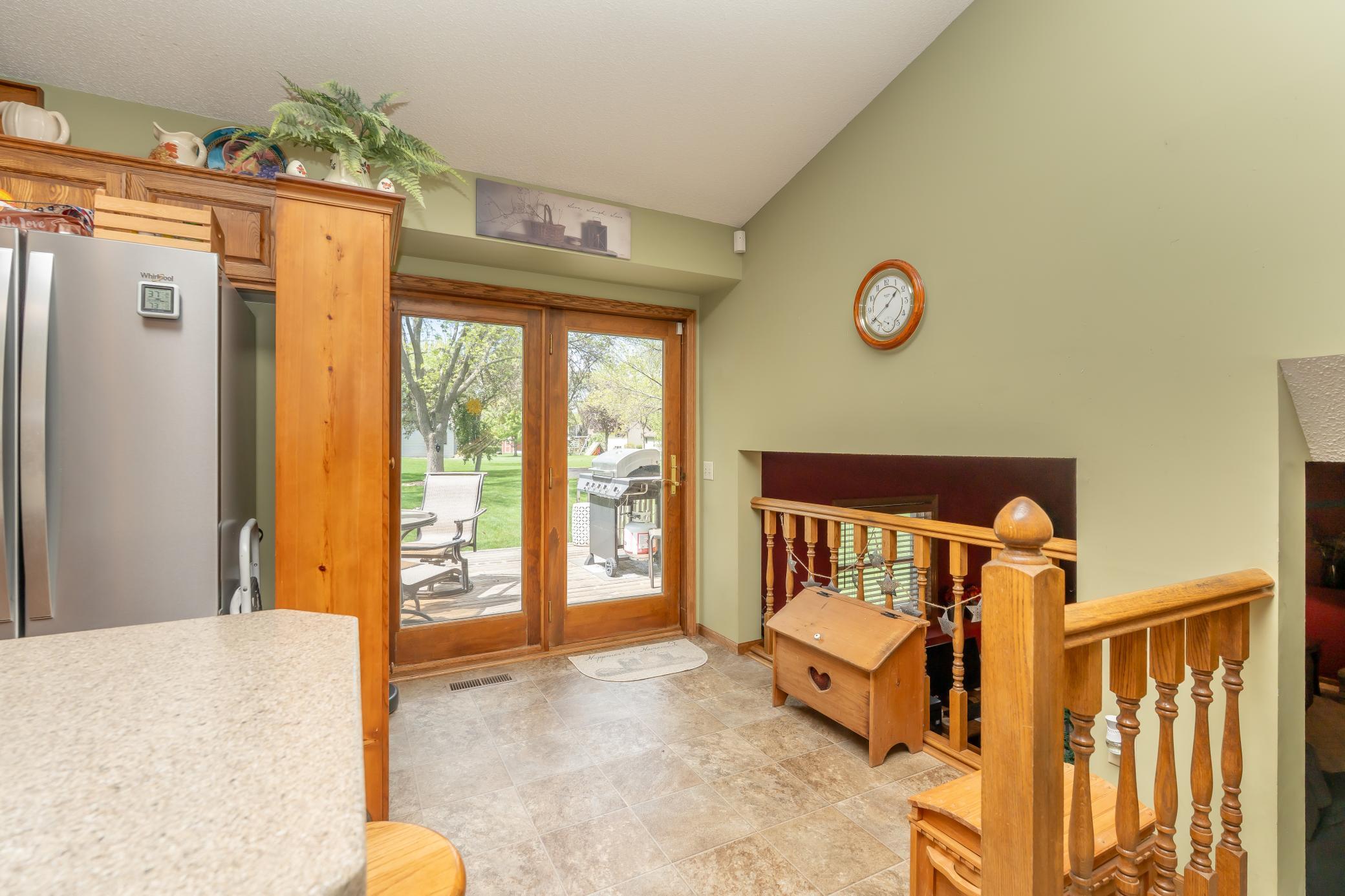 1209 Sunflower Circle Shakopee, MN 55379 - Photo 16 of 48
