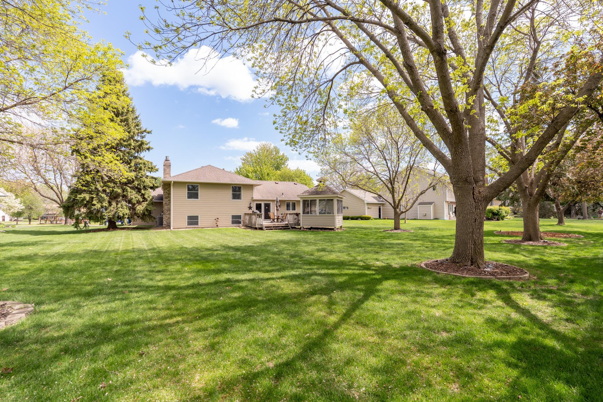1209 Sunflower Circle Shakopee, MN 55379 - Photo 42 of 48