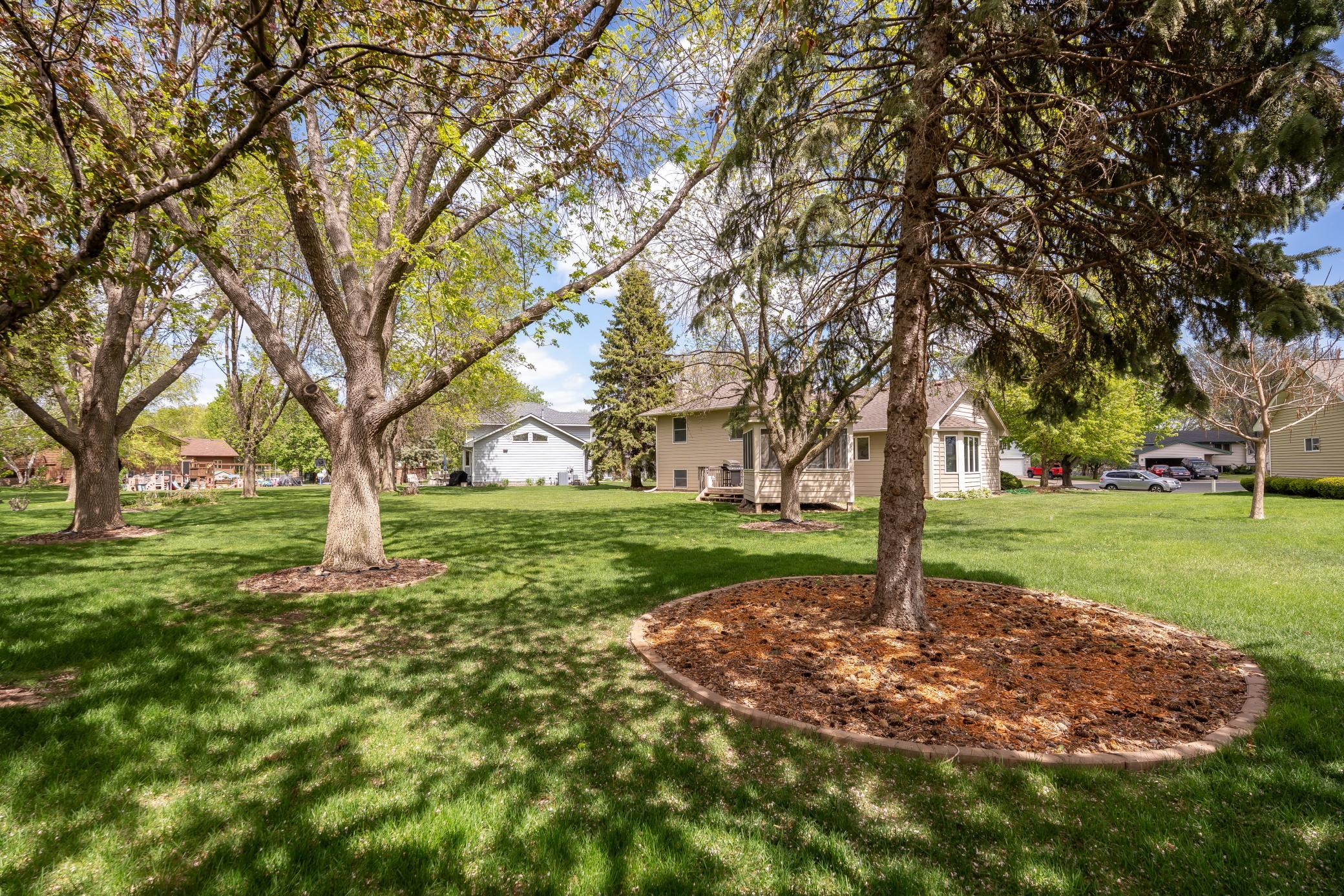 1209 Sunflower Circle Shakopee, MN 55379 - Photo 45 of 48