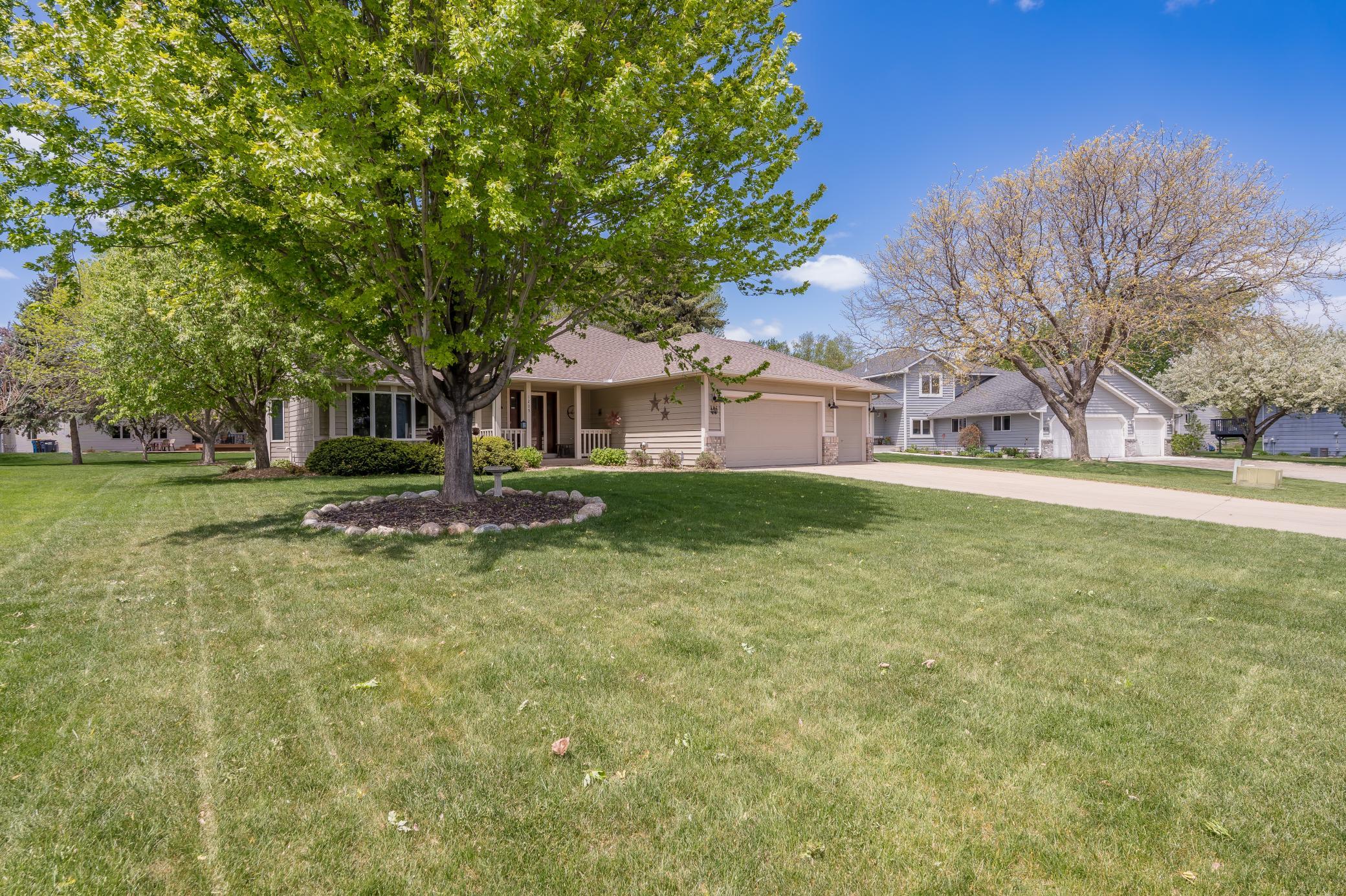 1209 Sunflower Circle Shakopee, MN 55379 - Photo 47 of 48