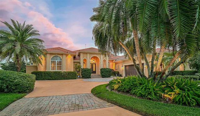 $1,695,000 | 909 Macewen Drive, Osprey, FL 34229