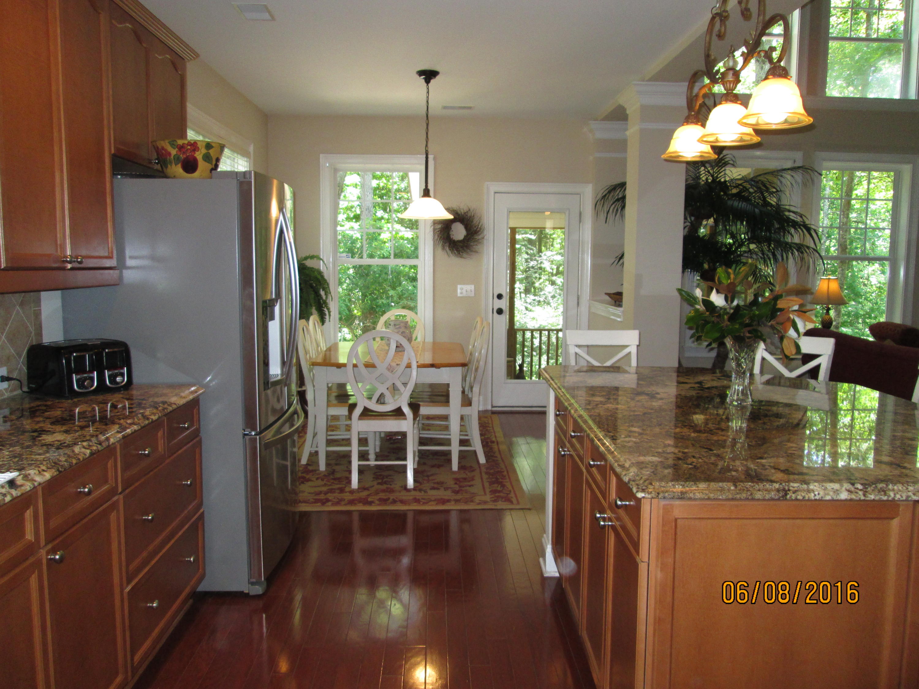 133 Ashley Bluffs Road Summerville, SC 29485 - Photo 14 of 44 IMG_1679
