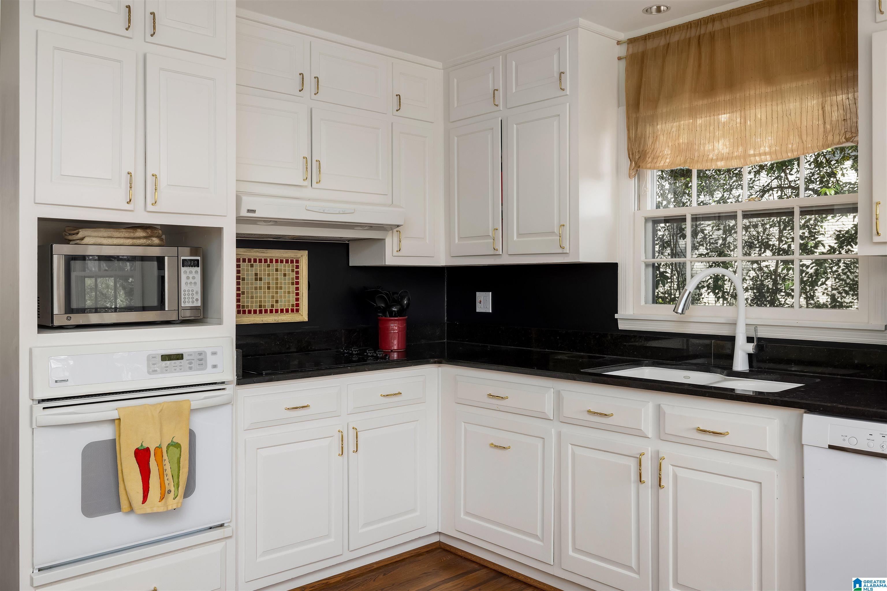 3709 Woodvale Road Birmingham, AL 35223 - Photo 18 of 49