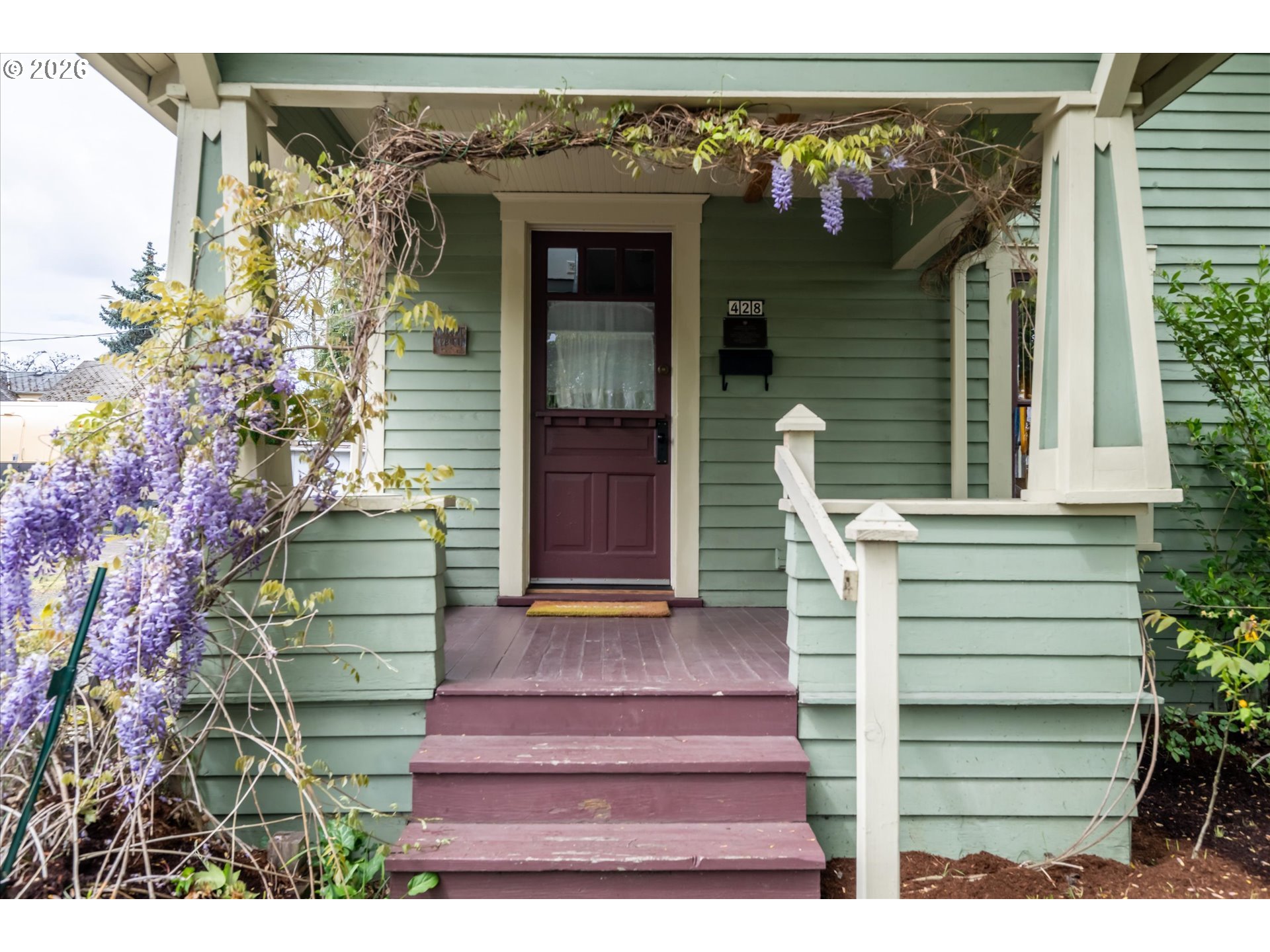 428 5th Street Springfield, OR 97477 - Photo 3 of 47 Porch