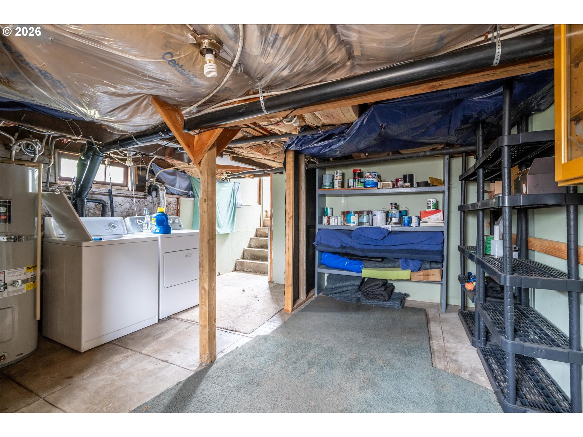 428 5th Street Springfield, OR 97477 - Photo 31 of 47 Laundry