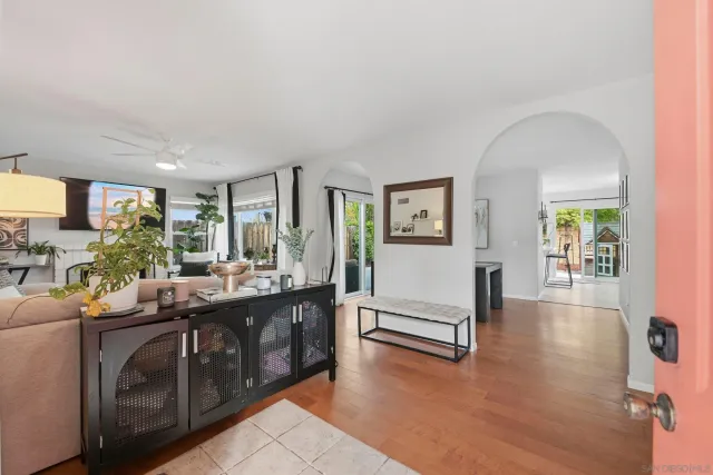 $1,075,000 | 14015 Olive Meadows Place, Poway, CA 92064