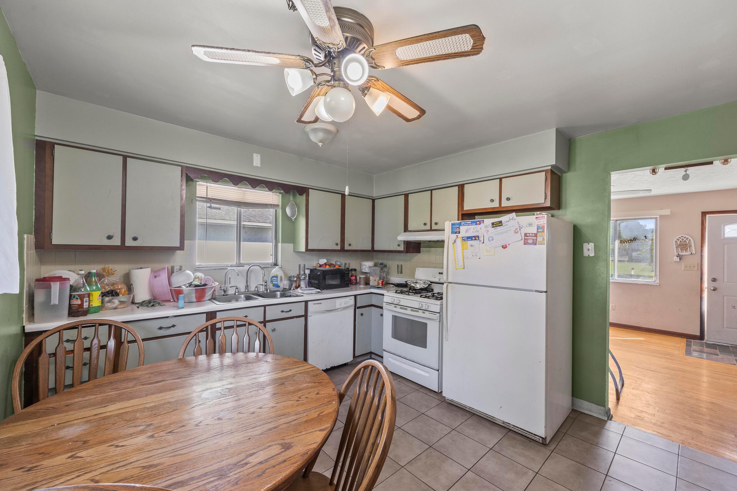 4780 Etna Road Columbus, OH 43213 - Photo 19 of 46 14_4x3a0011