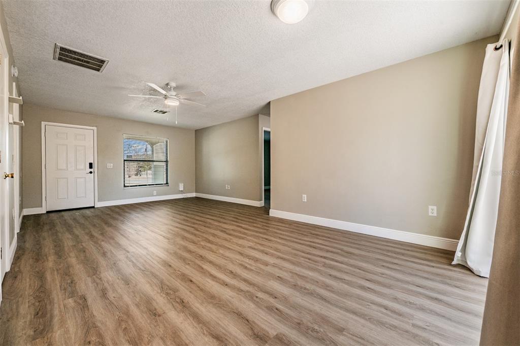 12044 Elgin Boulevard Spring Hill, FL 34608 - Photo 5 of 16