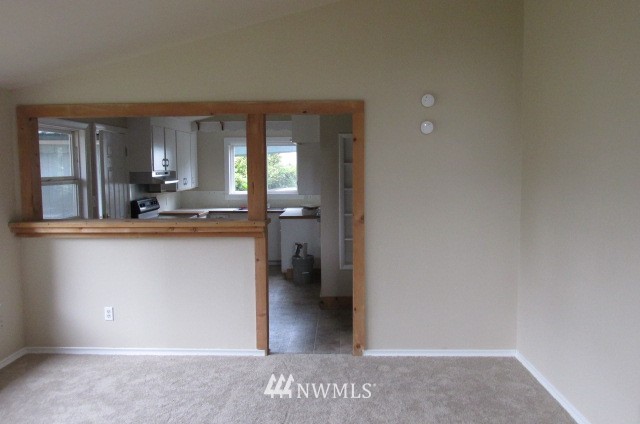 7302 Riverside Road East Sumner, WA 98390 - Photo 9 of 12
