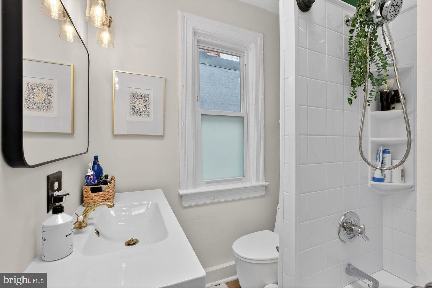 214 N Street Northwest Washington, DC 20001 - Photo 22 of 36