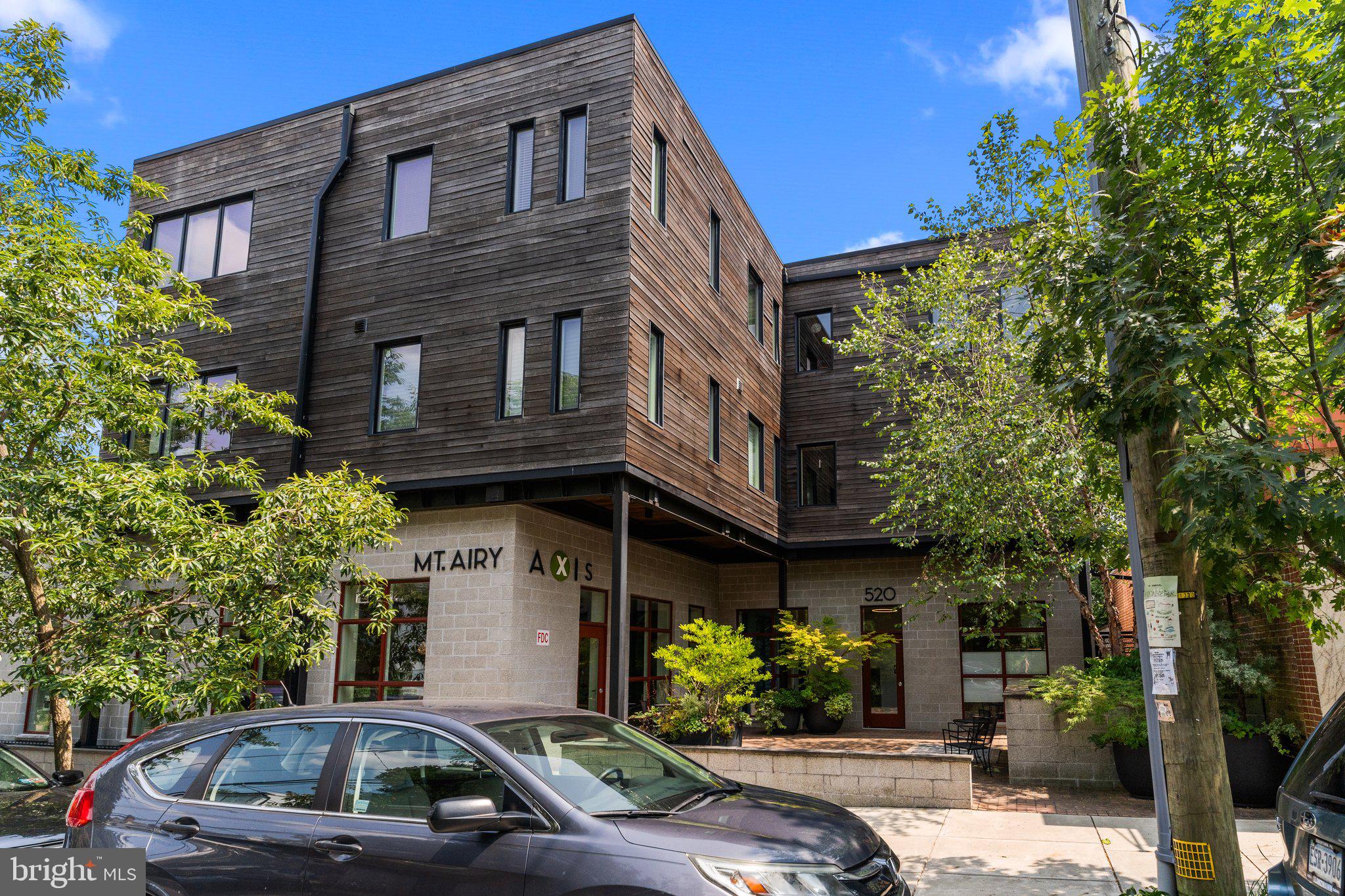 520 Carpenter Lane, Unit 2F Philadelphia, PA 19119 - Photo 1 of 26