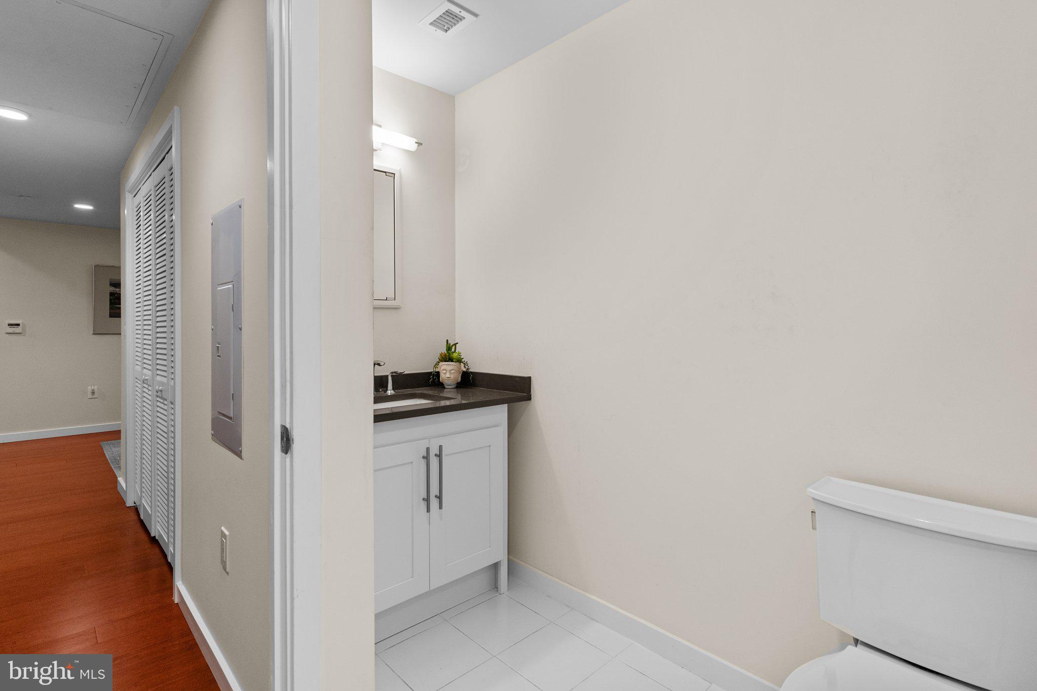 520 Carpenter Lane, Unit 2F Philadelphia, PA 19119 - Photo 16 of 26