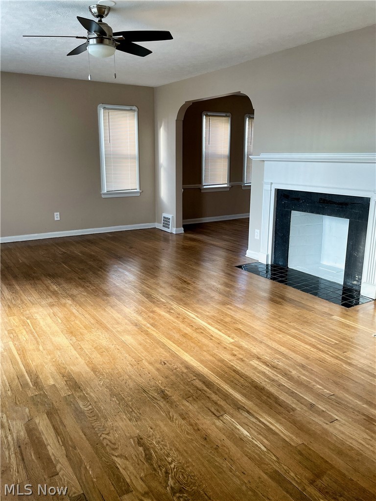 3073 Livingston Road Cleveland, OH 44120 - Photo 3 of 20 Gallery Image 3