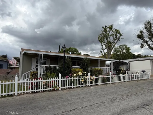 $269,000 | 29021 Bouquet Canyon Road, Unit 317, Santa Clarita, CA 91390