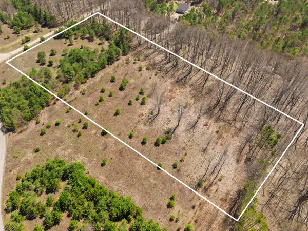$595,000 | 3470 Autumn Mist Lane, Thompsonville, MI 49683