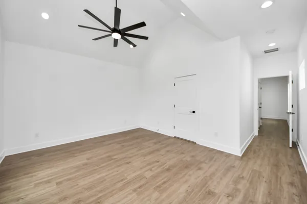 $2,250 | 5029 Broom Street, Unit B, Houston, TX 77091