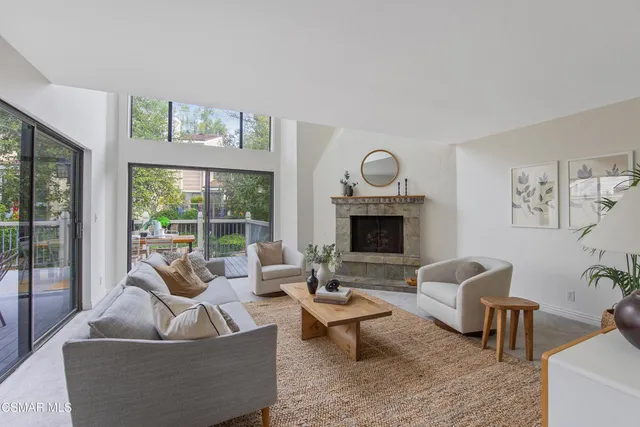 $849,000 | 1174 South Westlake Boulevard, Unit C, Westlake Village, CA 91361