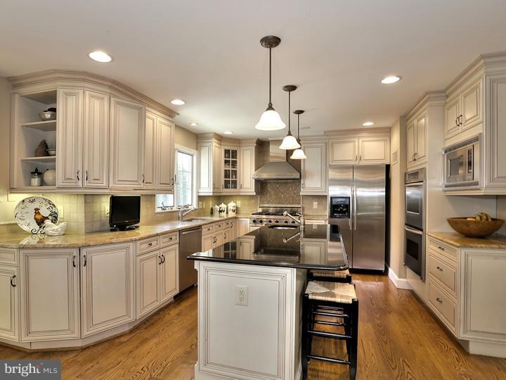 595 Sentinel Road Moorestown, NJ 08057 - Photo 11 of 25 Kitchen