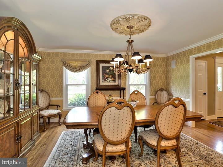 595 Sentinel Road Moorestown, NJ 08057 - Photo 6 of 25 Dining Room