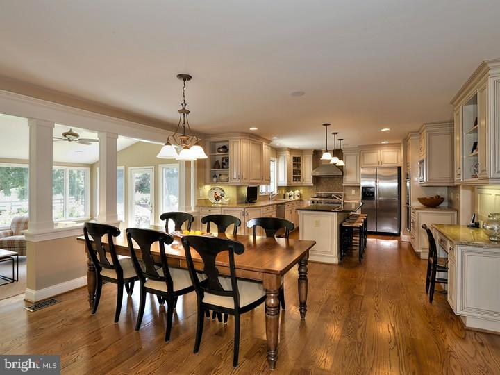 595 Sentinel Road Moorestown, NJ 08057 - Photo 9 of 25 Kitchen