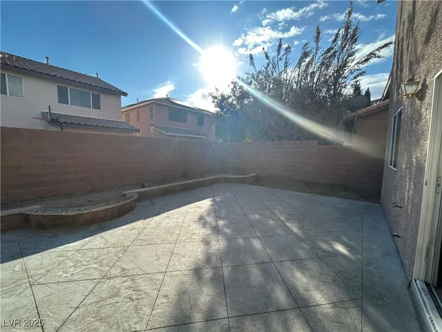 $1,899 | 10292 Caverns Mouth Drive, Las Vegas, NV 89178