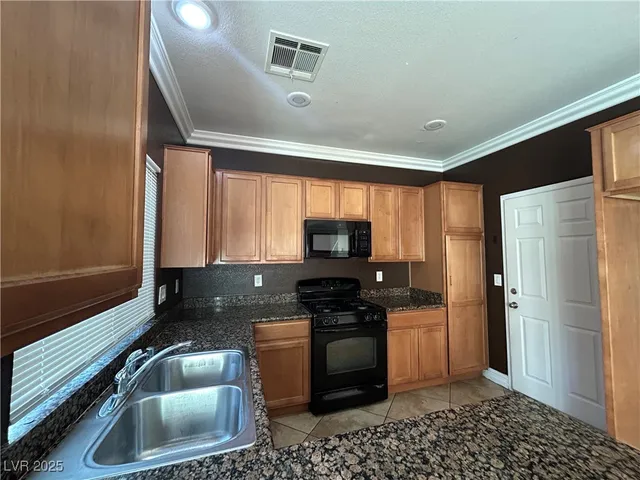 $1,899 | 10292 Caverns Mouth Drive, Las Vegas, NV 89178