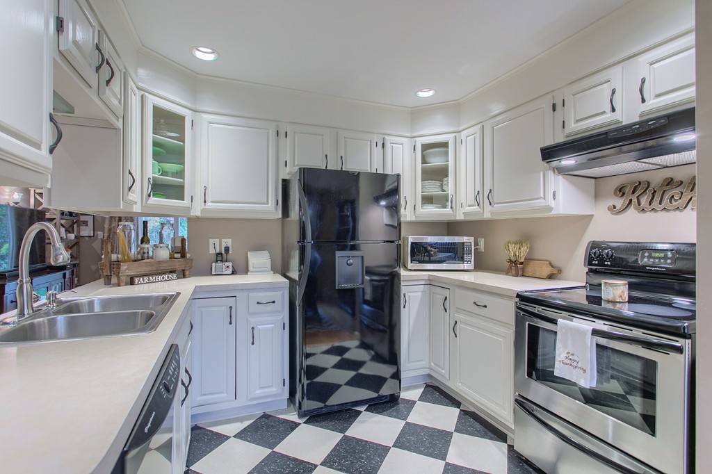 2 Acadia Kimball Road, Unit 2 Amesbury, MA 01913 - Photo 10 of 23