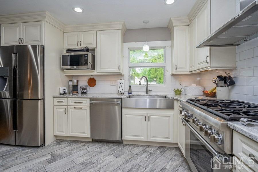 2 Tompkins Road East Brunswick, NJ 08816 - Photo 14 of 26 Gallery Image 14